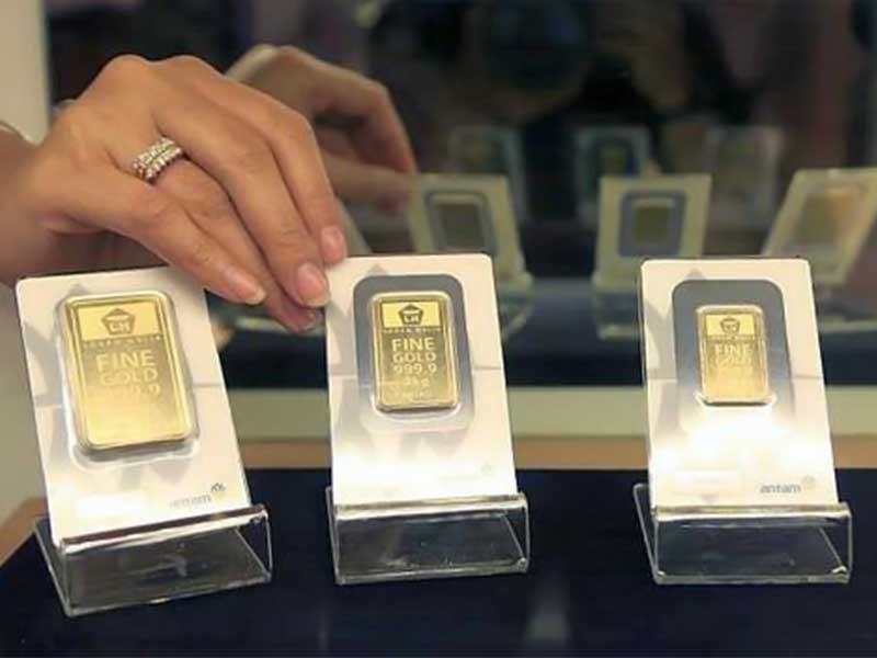 Harga Emas Antam Turun 6 Ribu Menjadi Rp 1.380.000 per Gram